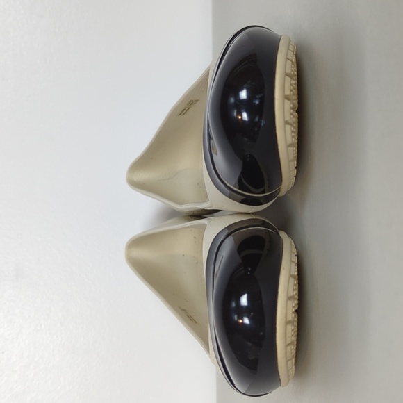 Crocs Cap Toe Flats - Picture 2 of 12